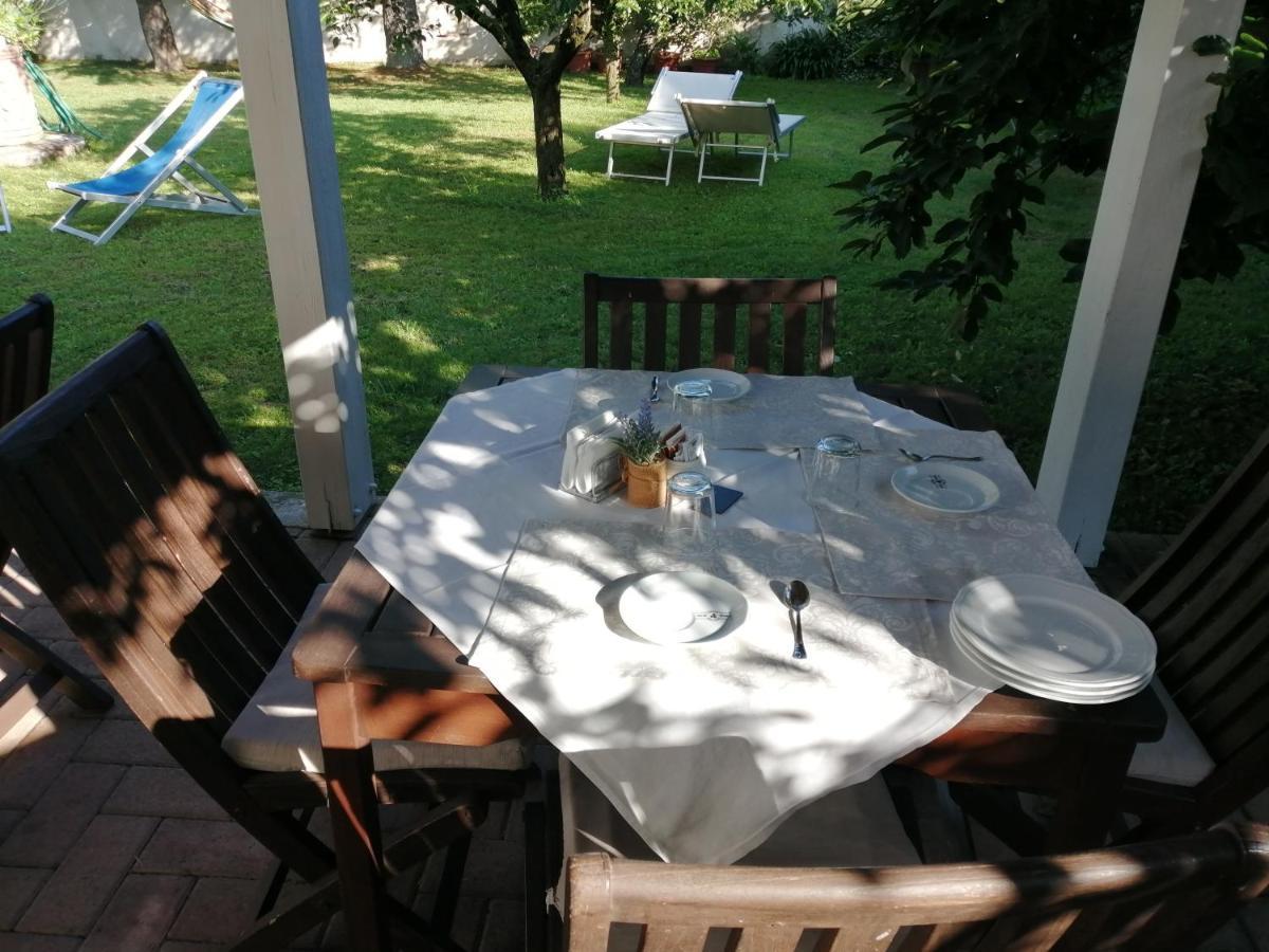 Villa Oasi Сан Джулиано Терме Екстериор снимка