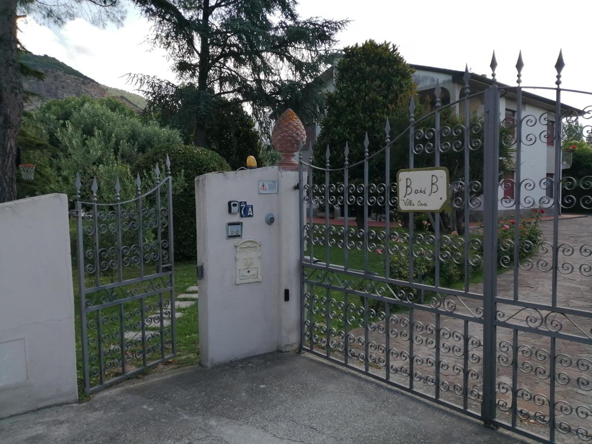 Villa Oasi Сан Джулиано Терме Екстериор снимка